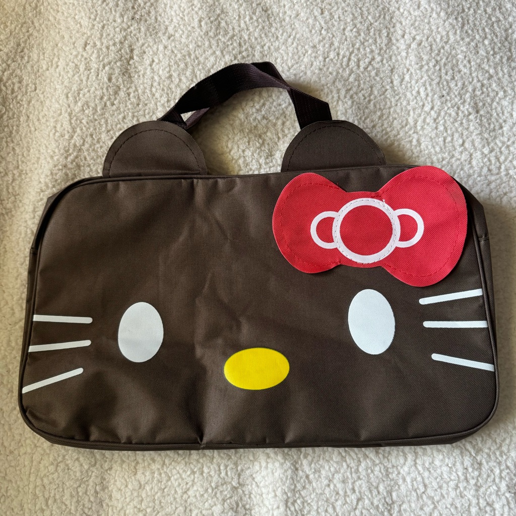 Brand New Hello Kitty Travel Bag Brand New Hello Kitty Travel Bag